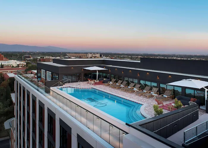 Hotel Graduate By Hilton